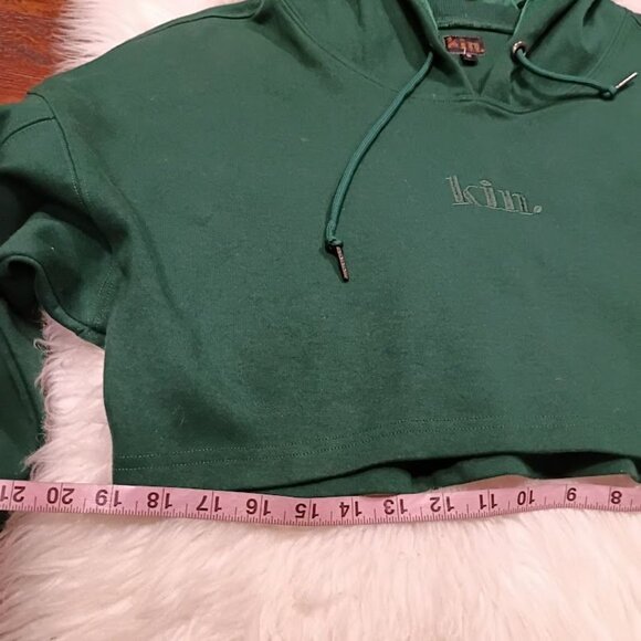 Kin Cropped Green Cotton S Hoodie With Satin-Lined Hood Drawstring - Picture 8 of 11